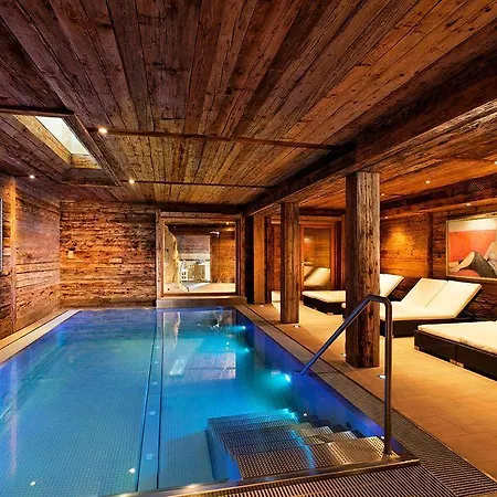 Art & Ski-in Hinterhag Hotel