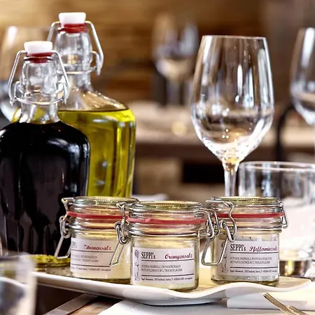 Art & Ski-in Hinterhag 4*