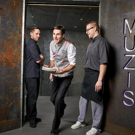 Art&ski-in Hinterhag Hotel Saalbach-Hinterglemm